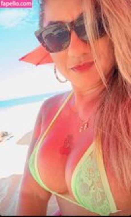 Esther Exhib Kostenlose OnlyFans-Pornos