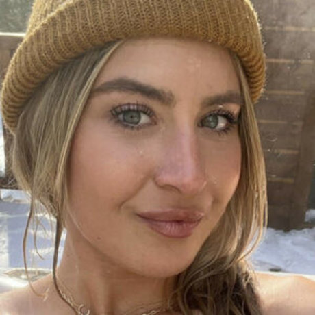 cocotheyogi OnlyFans Bilder