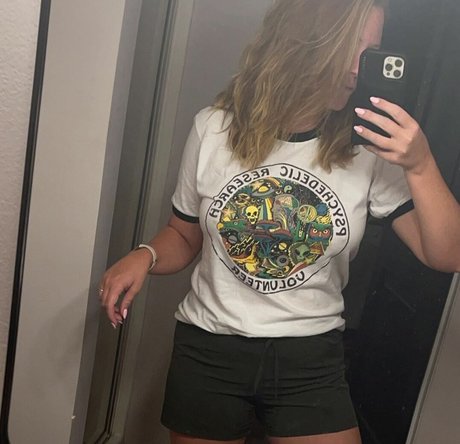 Lindsay DeFranco OnlyFans Strip