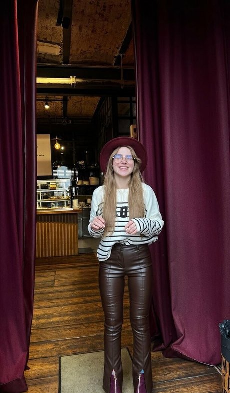 abby roseee Nackt auf OnlyFans