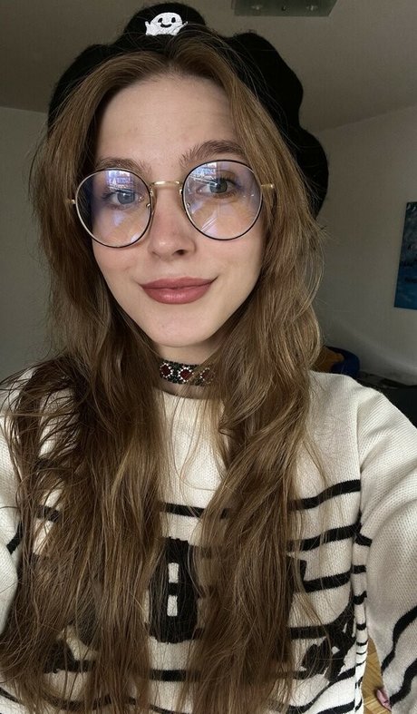 abby roseee OnlyFans Pornografie