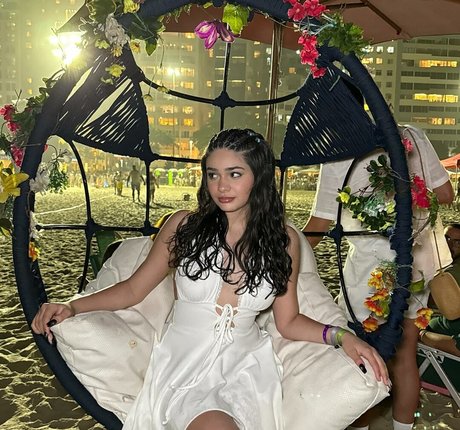 Alexandra Bull Strip OnlyFans