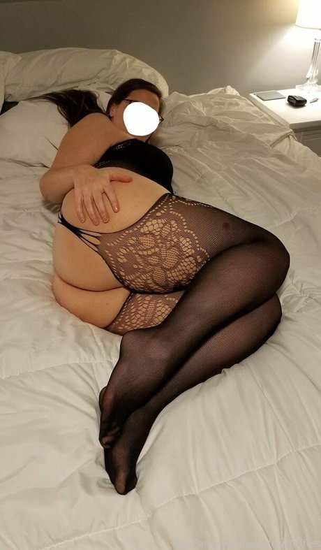 myprettywifesfeet XXX Leak OnlyFans