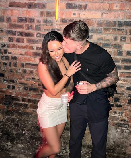 Chloe Panchal OnlyFans Arsch Leak