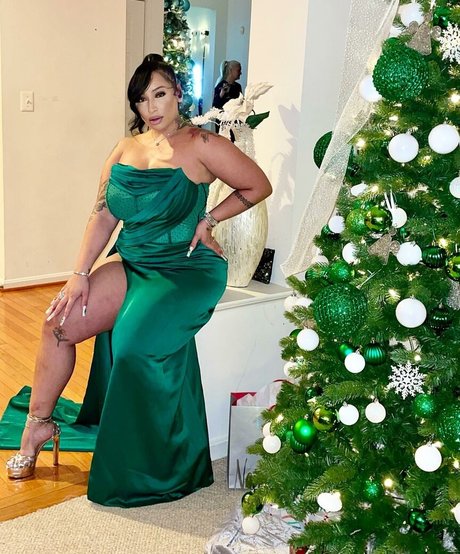 mollige latina-onlyfans heiß nackt Galerie