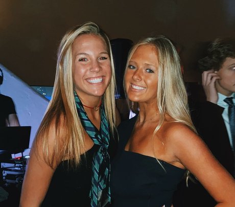 Mary Chapman Morrow OnlyFans-Archiv