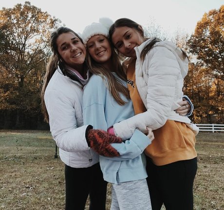 Mary Chapman Morrow Nackt