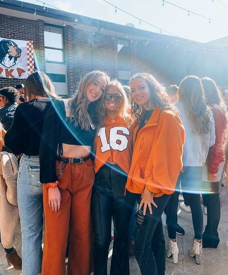 Mary Chapman Morrow Nacktbilder geleakt OnlyFans Nacktporno