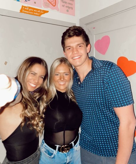 Mary Chapman Morrow OnlyFans Leaks