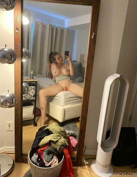 AvaNicks OnlyFans Pornografie