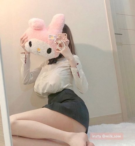 milksom Nacktbilder von OnlyFans