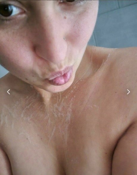 Annoyed Wifey Nacktbilder von OnlyFans