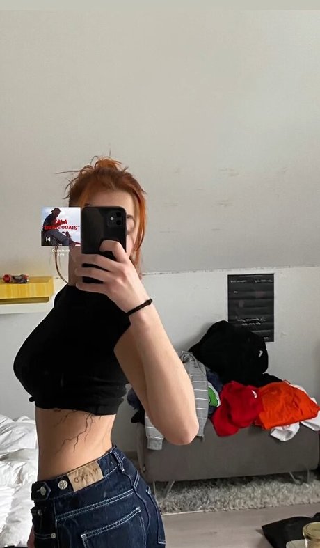 linemettler Nackt auf OnlyFans Leaks