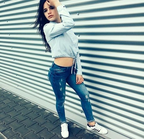 Denisa R Maria Neue OnlyFans Leaks