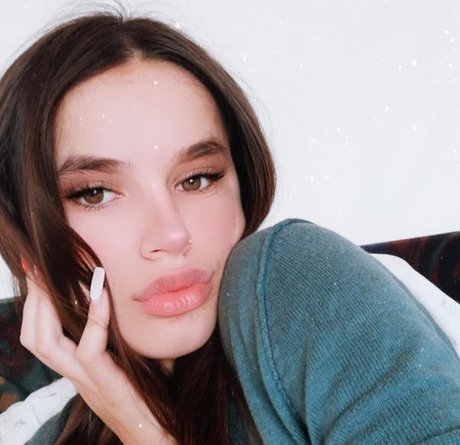 Denisa R Maria OnlyFans geleakt.