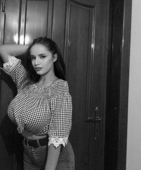 Denisa R Maria Leaks von Nacktbildern auf OnlyFans