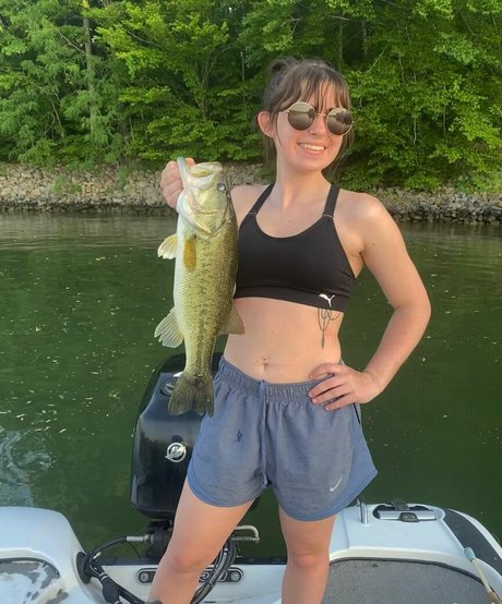 Karli Itskmakee OnlyFans explizite Inhalte