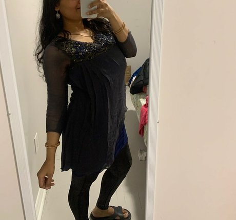 Desi Aurora XXX OnlyFans