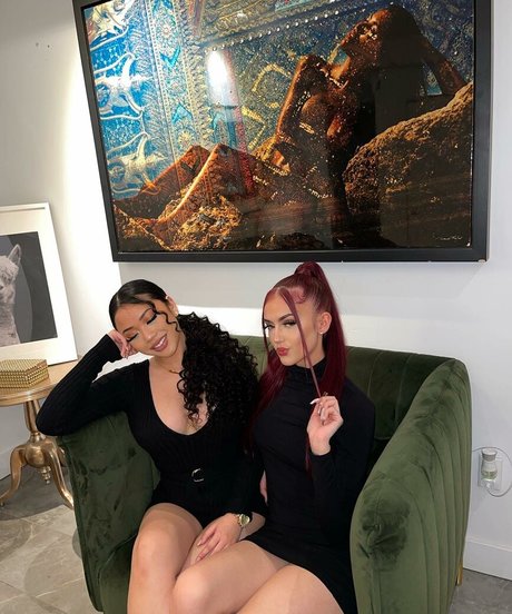 Thailiian Nur für Fans