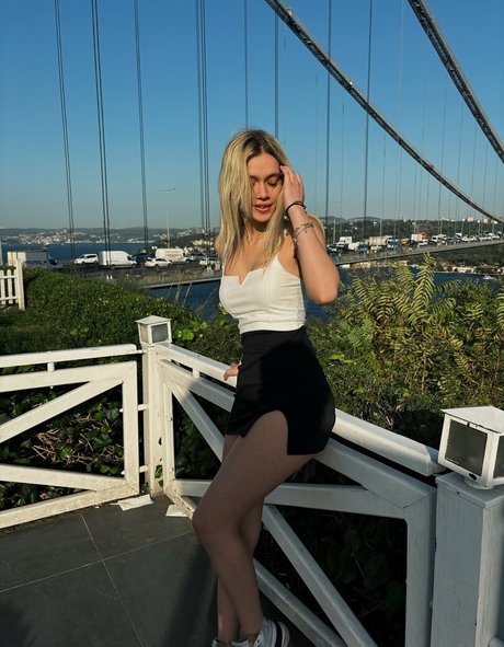 Beril ahin Nacktbilder von OnlyFans