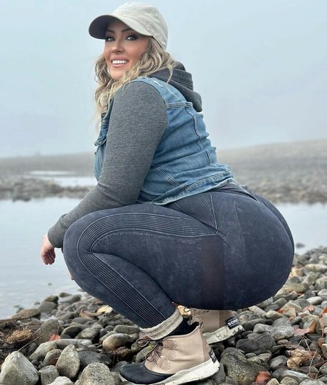 Emma St James OnlyFans-Leaks