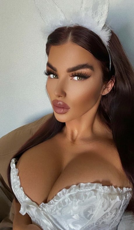 Angelica Sharpe Profilbild