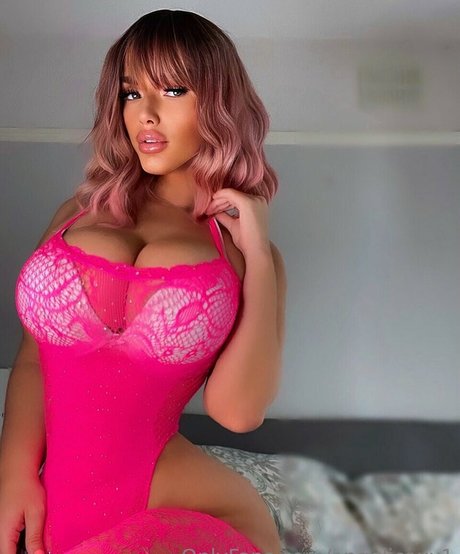 Angelica Sharpe OnlyFans geleakt.