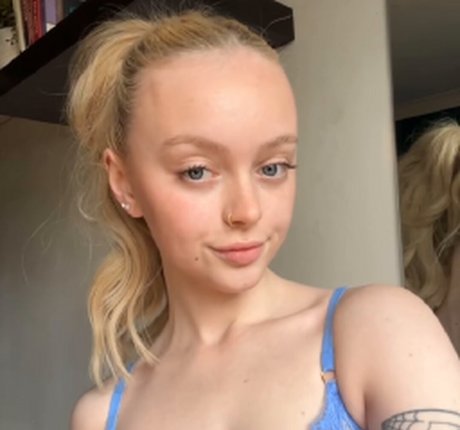 palelittlelad OnlyFans Leaks