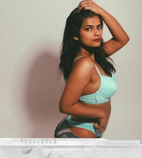 Nidhi Goel OnlyFans-Leak