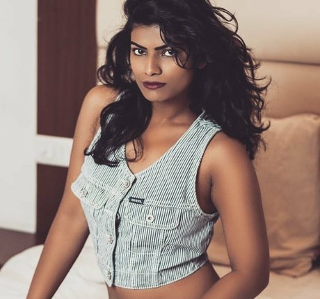 Nidhi Goel OnlyFans Gratis Porn