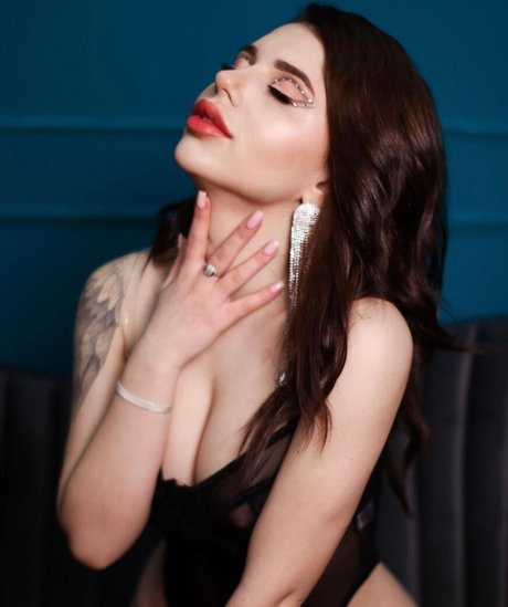 xristinamarou OnlyFans Nacktbilder