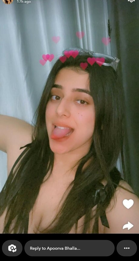 Apoorva Bhalla OnlyFans Bilder