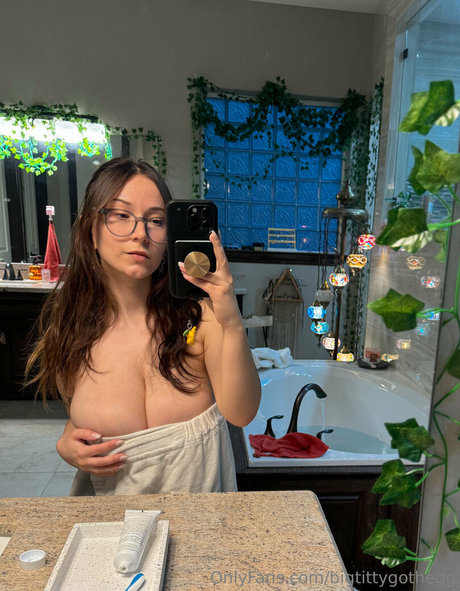 bigtittygothegg Profilbild