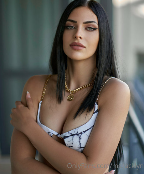 ms jacklyn Oben ohne OnlyFans