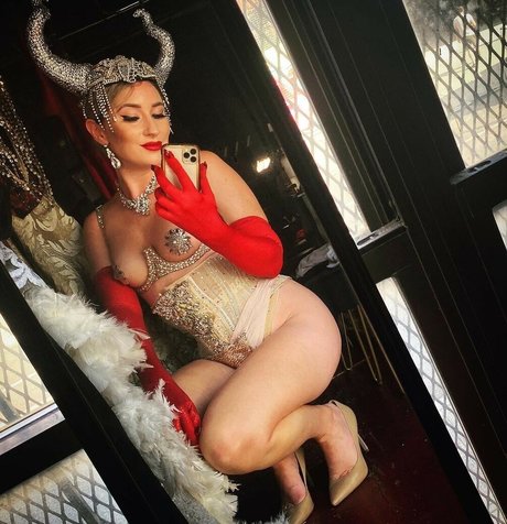 Robyn Adele Anderson OnlyFans Leak