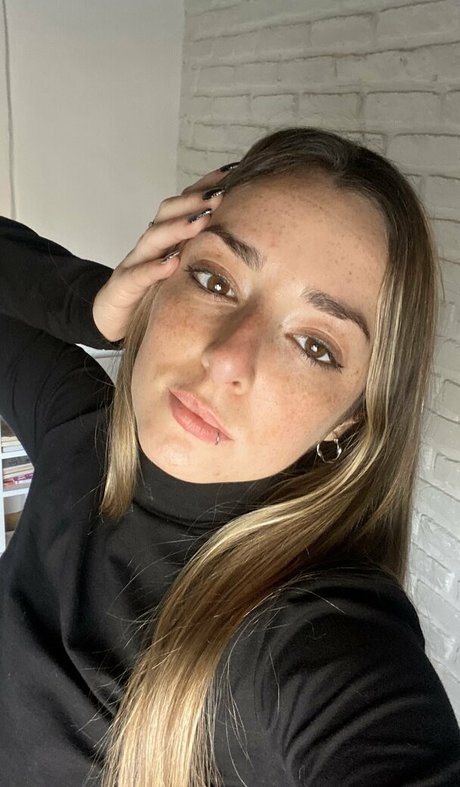 saracore OnlyFans Porno