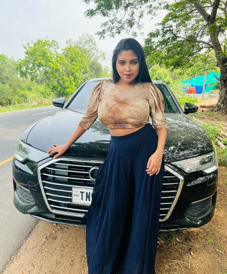 Elakkiya Rajendran OnlyFans Nacktbilder