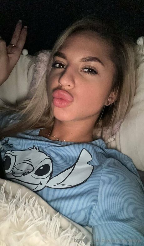 bunnysnowvip OnlyFans XXX