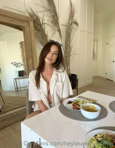 heylaurensummer OnlyFans-Bilder