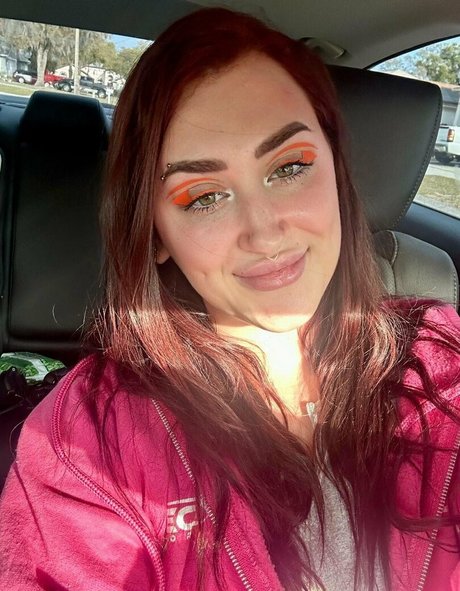 tiefe onlyfans sexy Hinter-den-Kulissen