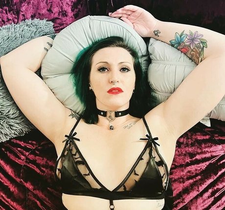 Curious Creature Nacktbilder OnlyFans geleakt