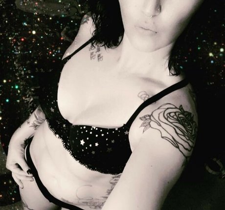 Curious Creature OnlyFans geleakter Pornografie