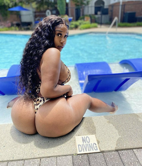 karitamonique OnlyFans Gratis-Inhalte