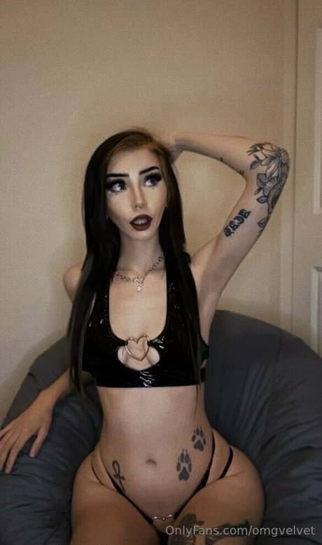 omgvelvet Nacktbilder von OnlyFans geleakt