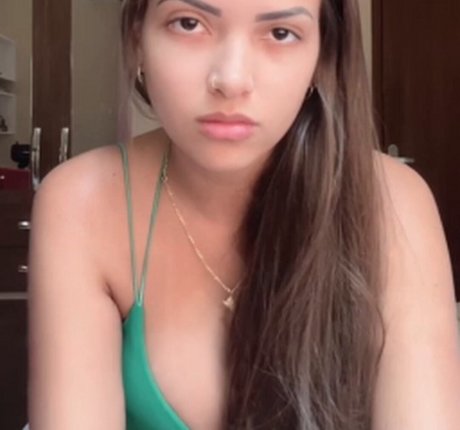 Larinha OnlyFans kostenlos geleakt