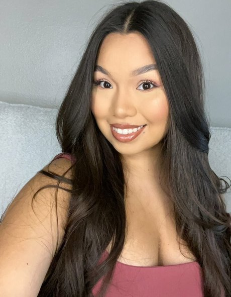 sugabbyfinsta OnlyFans Striptease