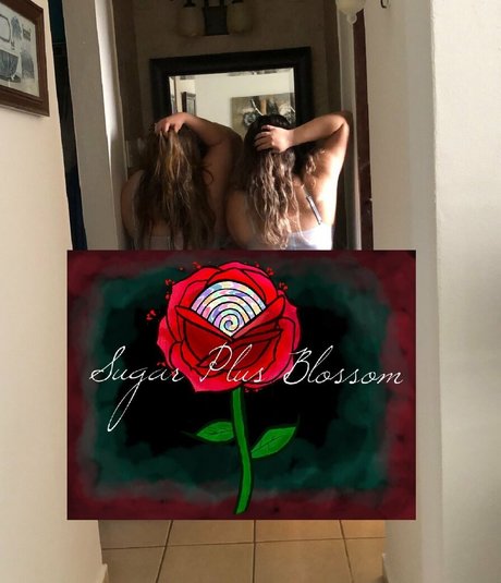 lolliandrose Oben ohne OnlyFans