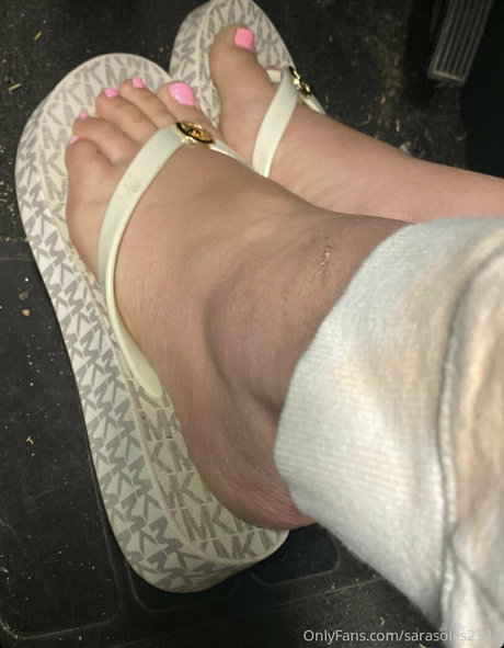 sarasoles2324 OnlyFans Nacktbilder