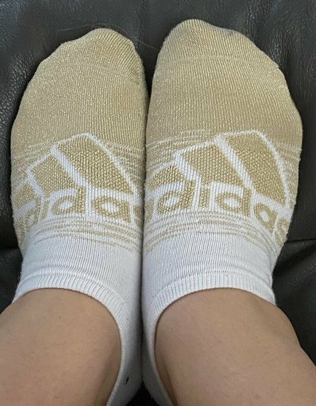 sarasoles2324 Leaked OnlyFans Bilder