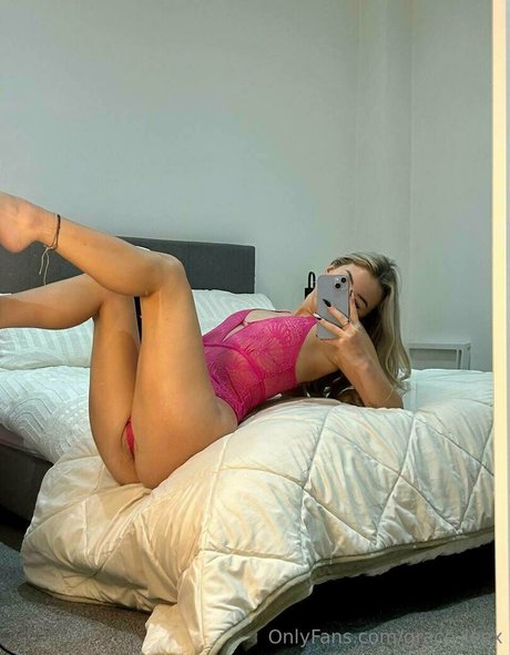 ahegao onlyfans Pornografisch Medien